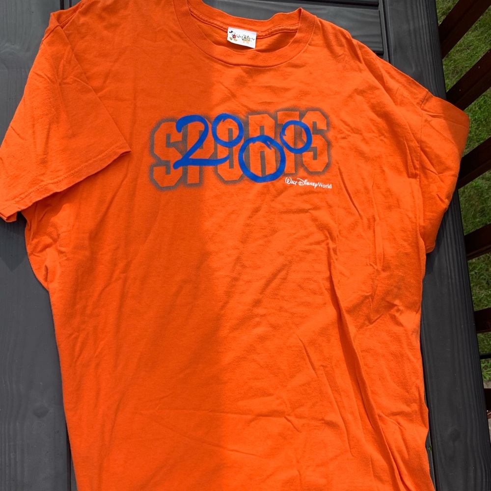 ‘🌵’Vintage 00’ Walt Disney World 2000 sports  2XL